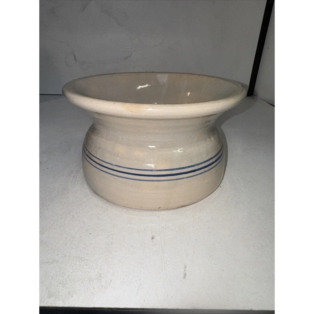Unmarked spittoon stoneware
